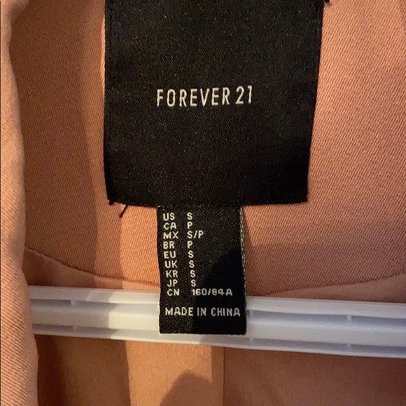 Blazer - Picture 2 of 3